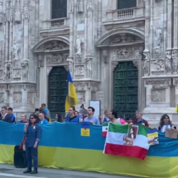 ucraini e iraniani per la libertà in piazza del Duomo